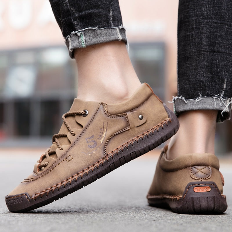 Men's Leather Lace-Up Casual Shoes with Hand-Stitched Detail