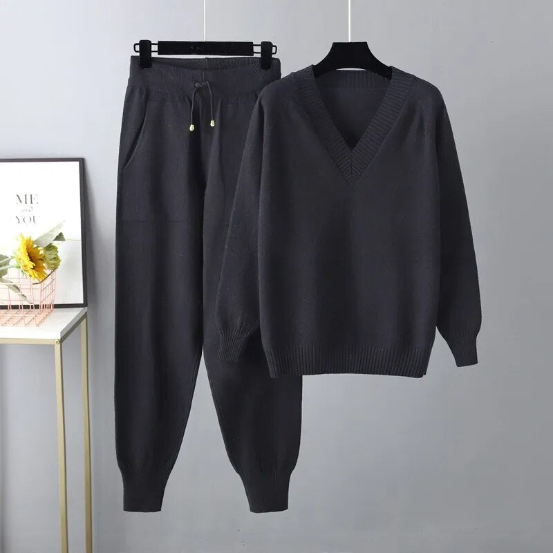 Women's Knit Two Piece Set - V-Neck Jumper and Tapered Pants with Elasticated Waist