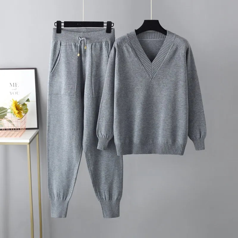 Women's Knit Two Piece Set - V-Neck Jumper and Tapered Pants with Elasticated Waist