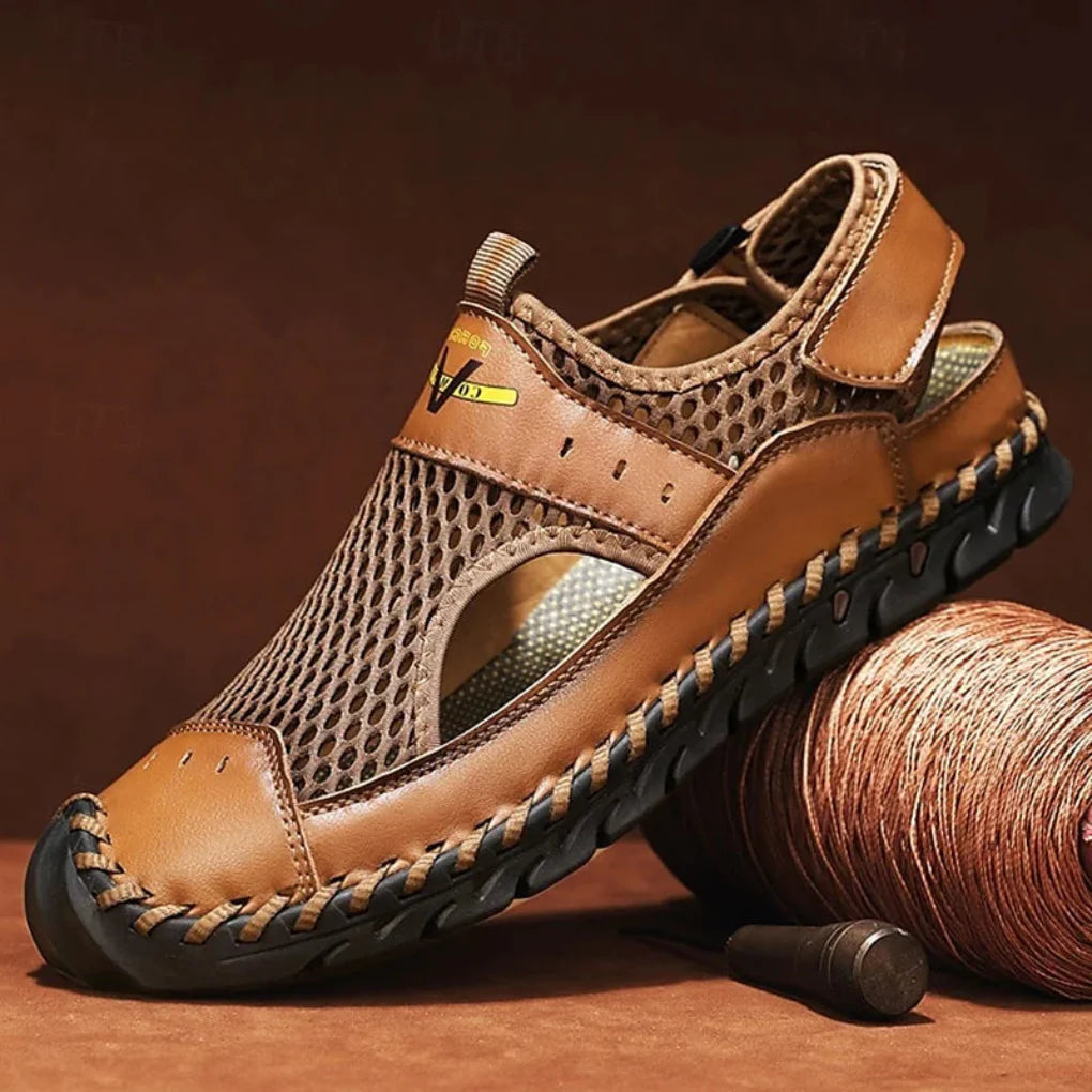 Men's Closed Toe Mesh Sandals - Adjustable Strap Outdoor Shoes