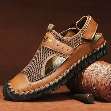 Men's Closed Toe Mesh Sandals - Adjustable Strap Outdoor Shoes